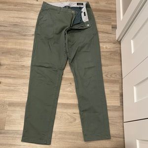 Men’s Chino Pants